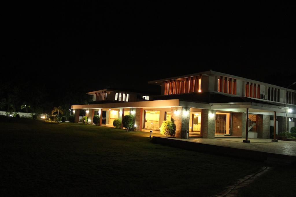 Wonderland Resort Silvassa Eksteriør billede